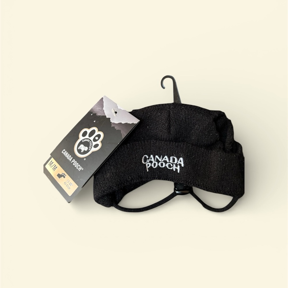 Canada Pooch Dog Hat – Black Knit Beanie (Size M). BNWT